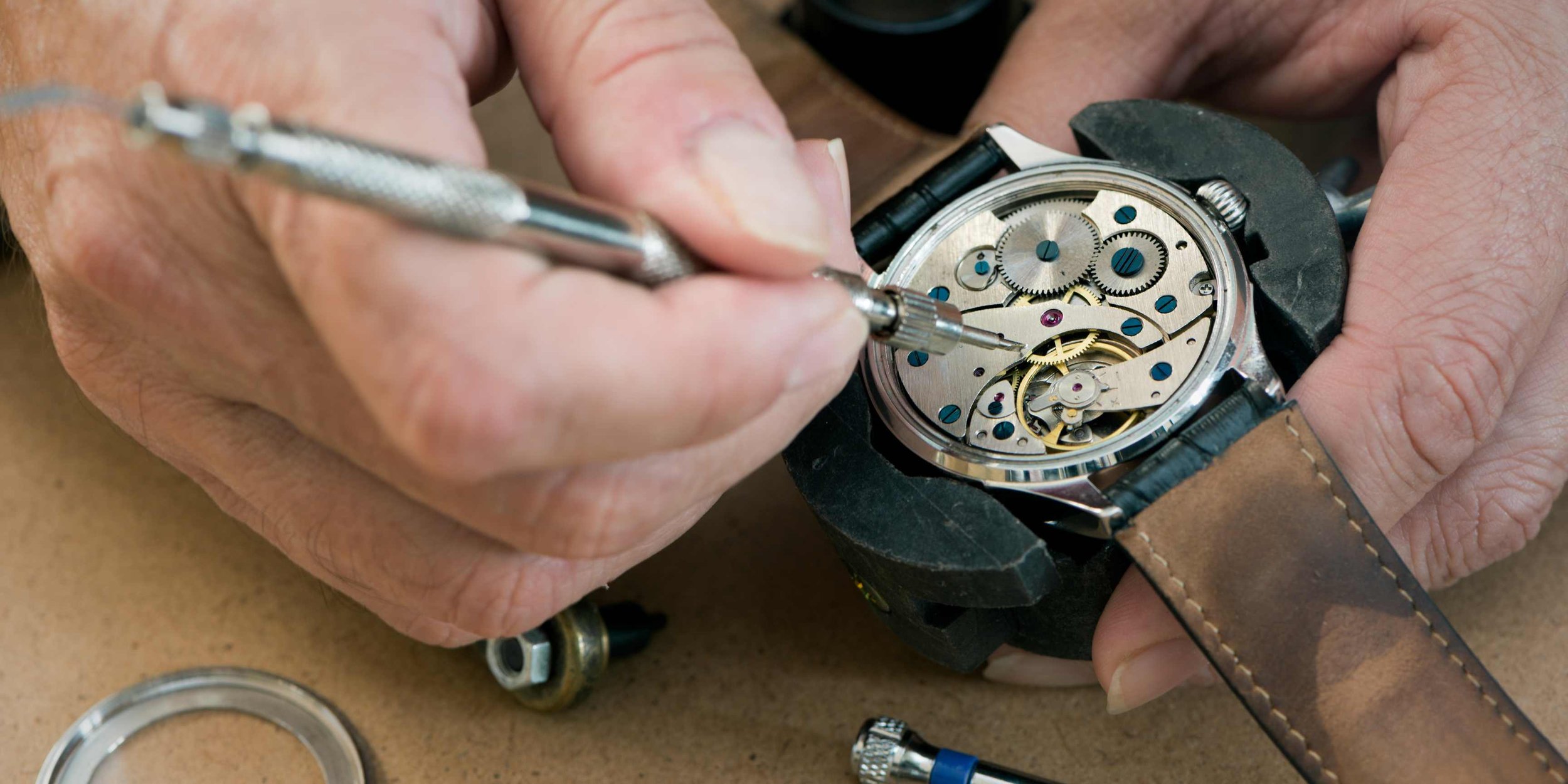 broken automatic watch for repair