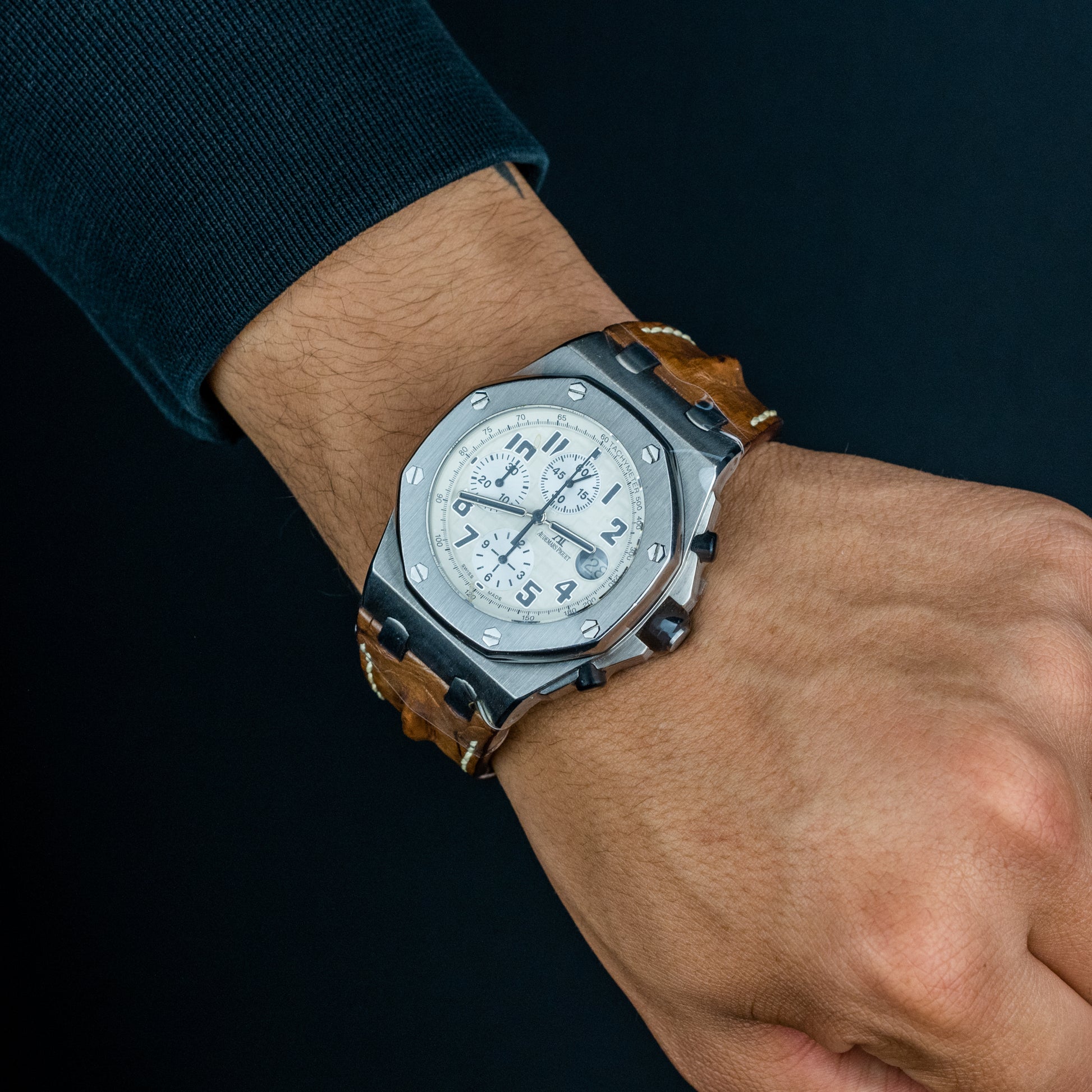 Audemars Piguet Royal Oak Offshore Safari: A Timeless Luxury Watch for Adventurers