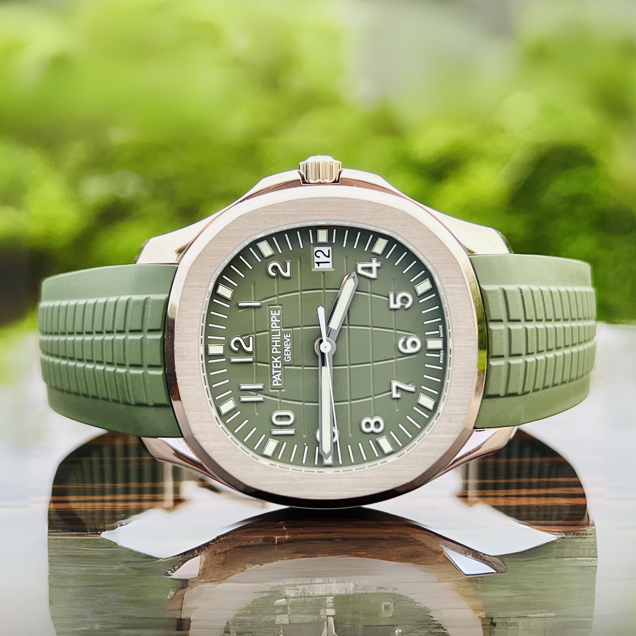 Patek Philippe Aquanaut Rubber Strap: Perfect Fit and Durability for Your Timepiece